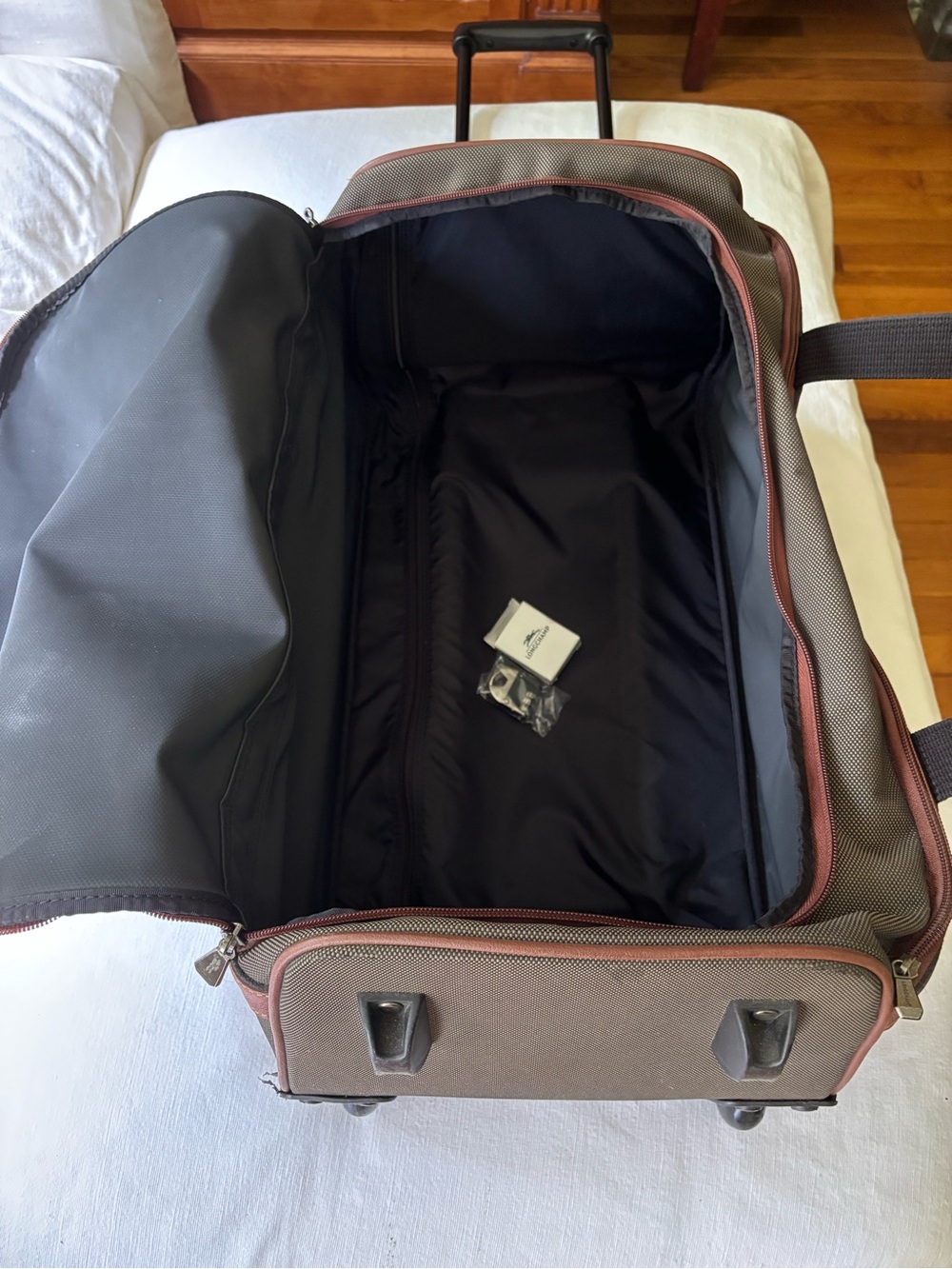 Longchamp Classic Dark Green with Leather Trim Weekend Duffel & Backpack Set - Picture 6 of 8